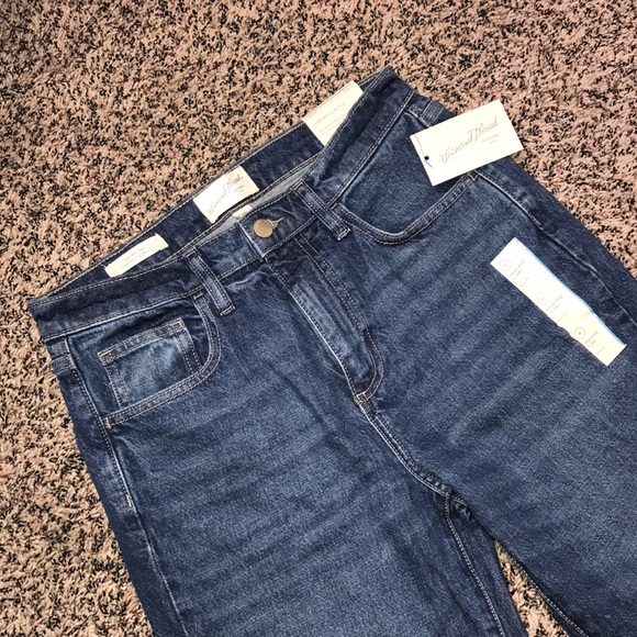 Universal Thread Women's Blue High Rise Flare Denim Jeans Size 6 | NWT - Picture 2 of 6